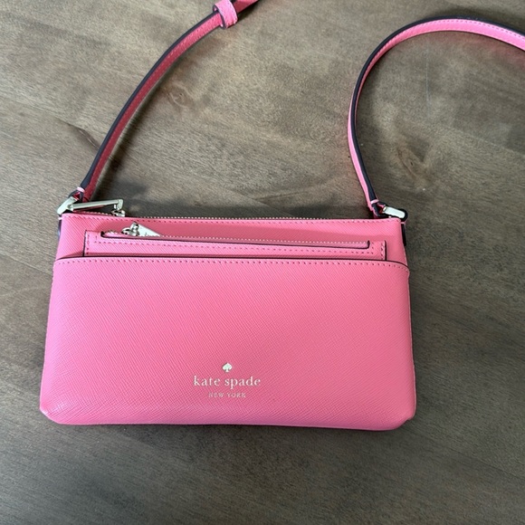 kate spade Handbags - Kate Spade Sadie Crossbody Set